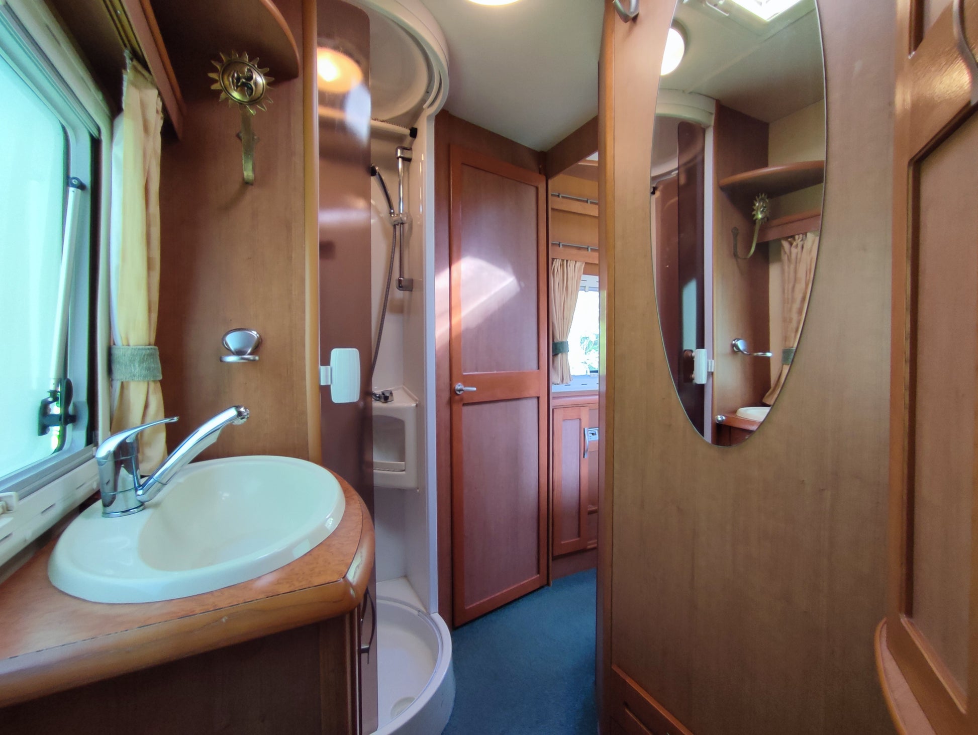 2004 Bessacarr Cameo 625GL Luxury 4 Berth Caravan for sale UK